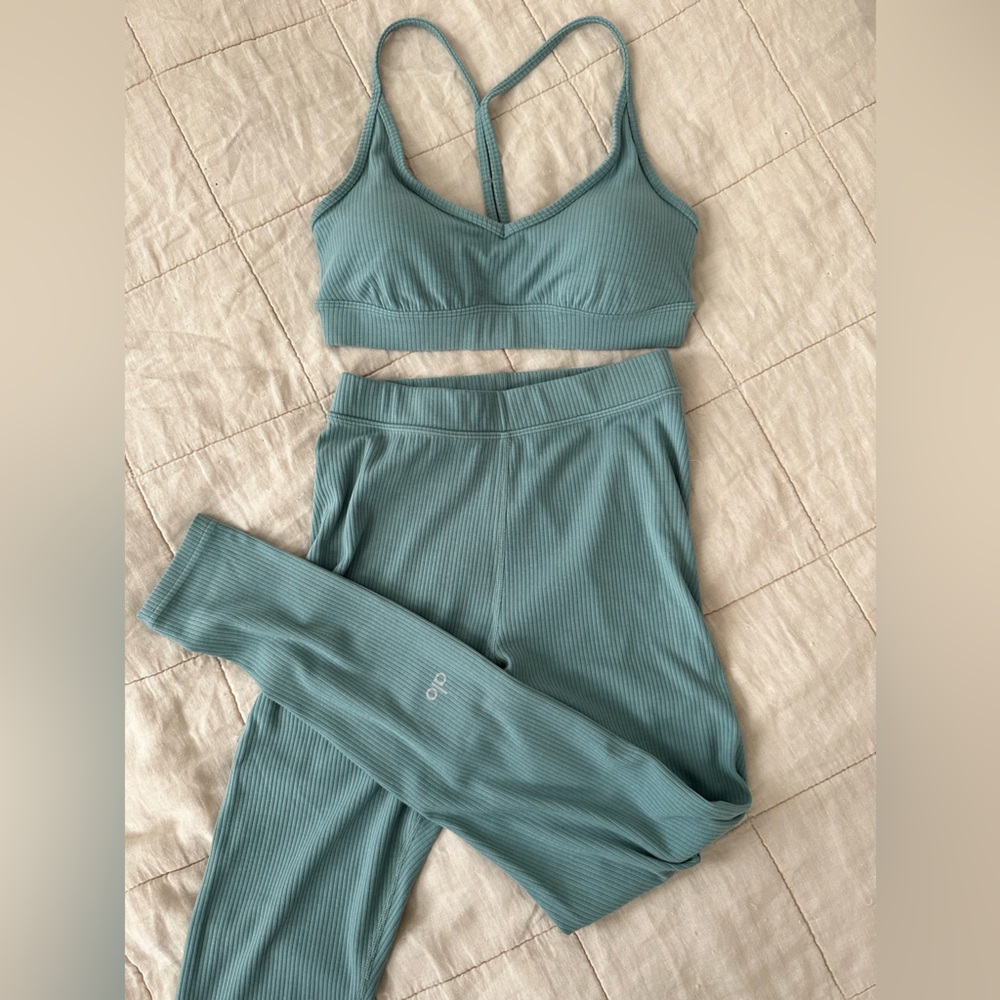 Alo yoga ribbed blissful set